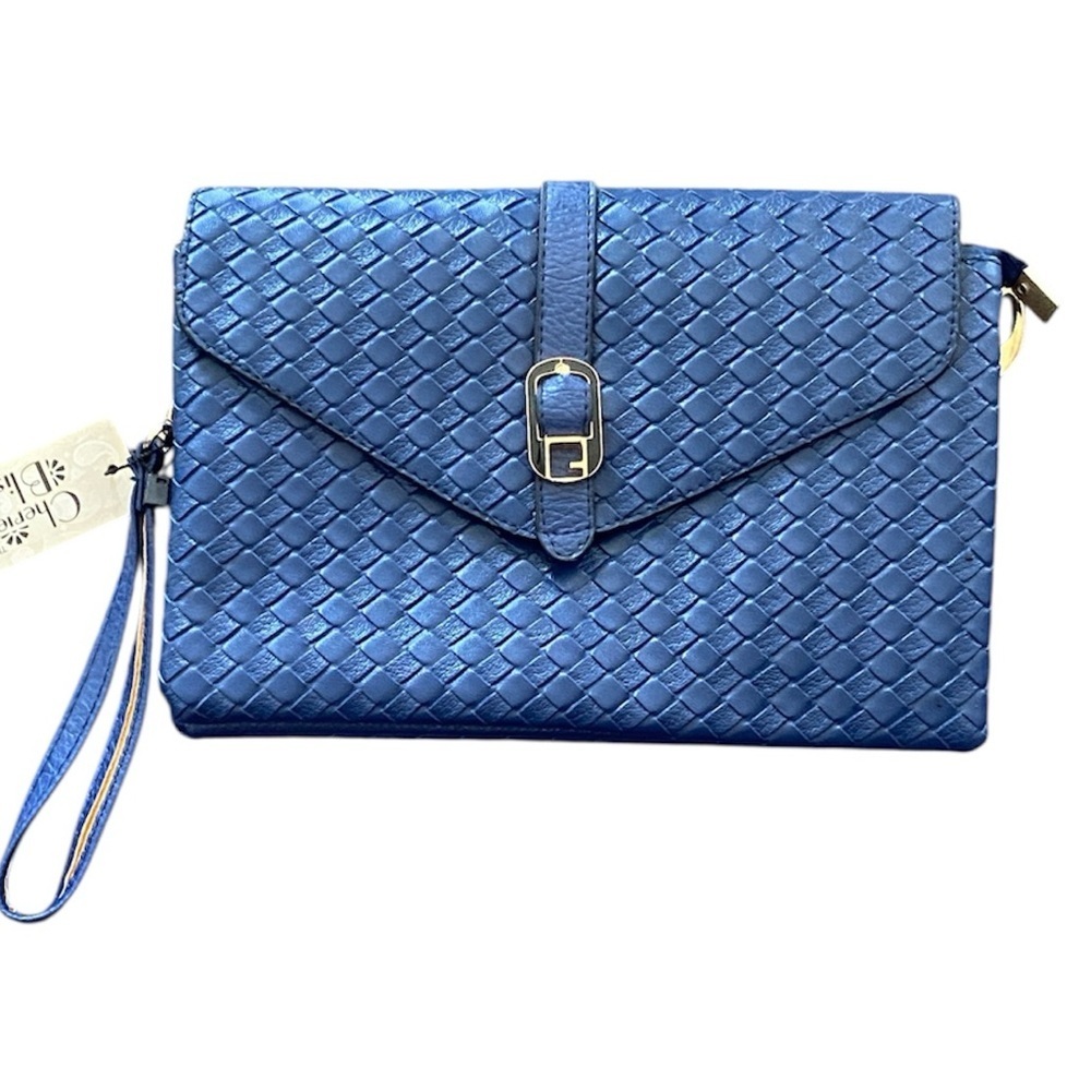 NWT Cherie Bliss Elegant Blue Woven Clutch wristlet